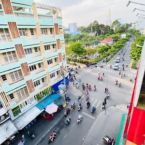 https://home-away-homestay-city-center-d1.hotelsvungtau.com