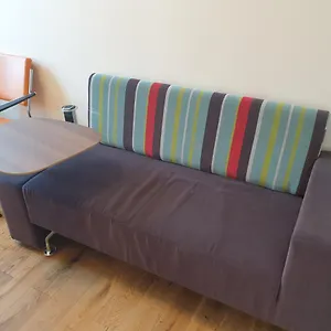 https://london-luxury-spacious-2-bedroom-apartment-4-mins-from.brighton-hotels-england.com
