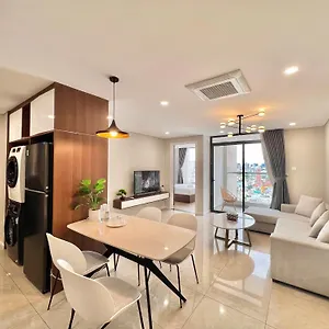 https://the-goldview-apartment-luxury-apartment-furnished.hotelsvungtau.com